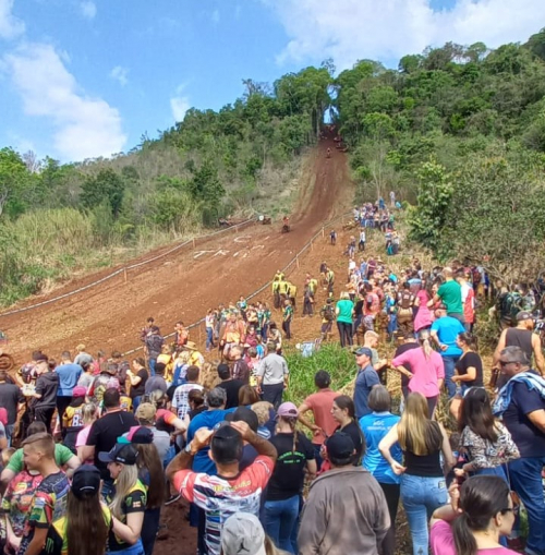 Guia Crissiumal - Notícias - Moto de trilha que participaria do enduro de  Crissiumal foi roubada na noite de sábado